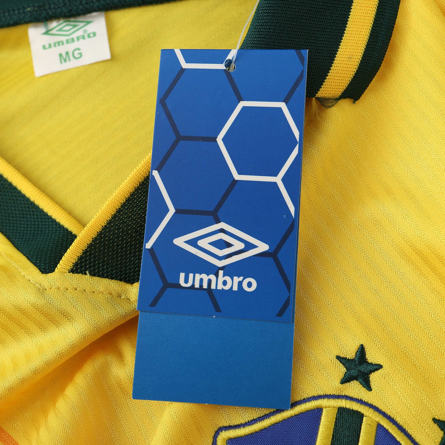 Retro 93/94 Brazil Home Fan Version