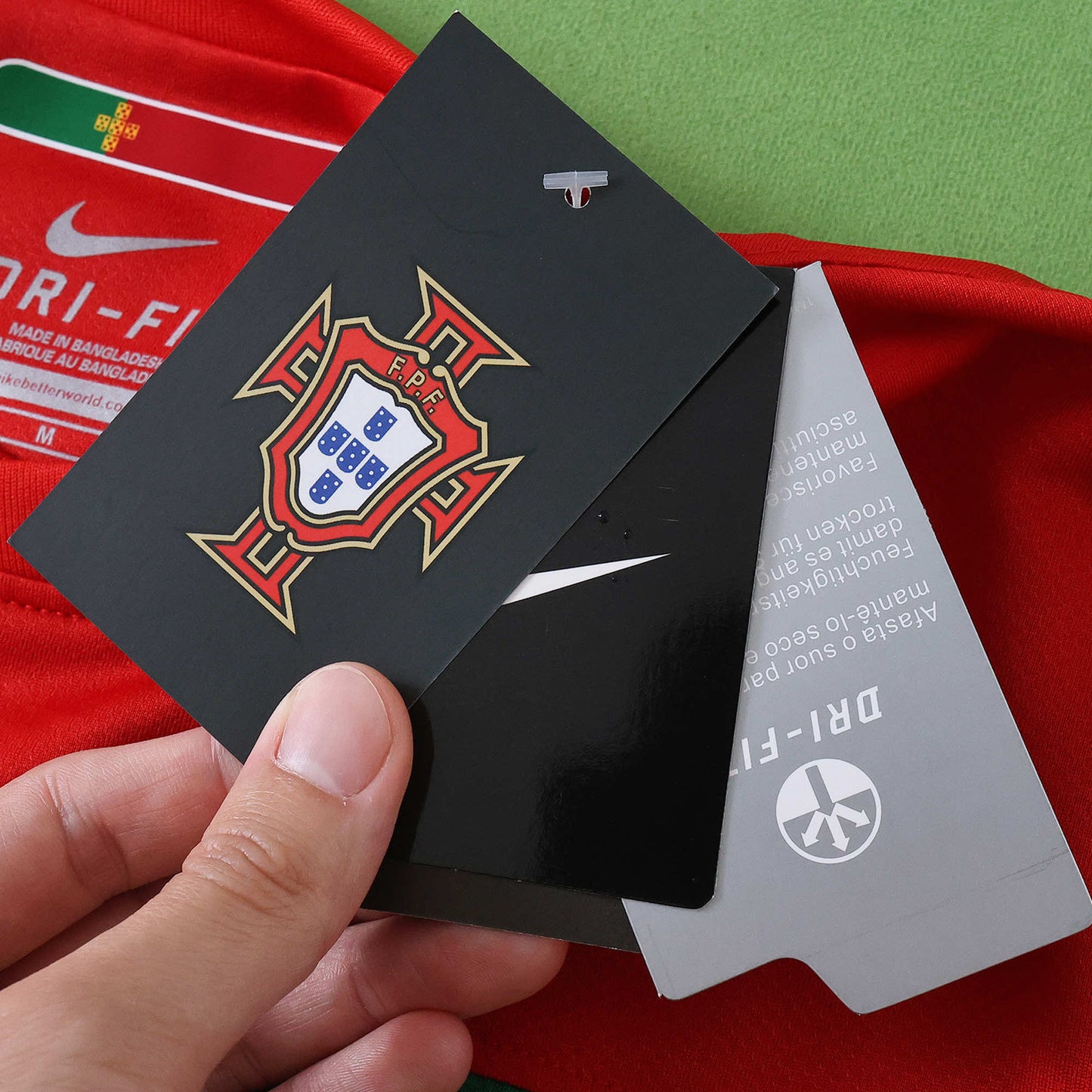 RETRO 2010 Portugal Home TEE - RED