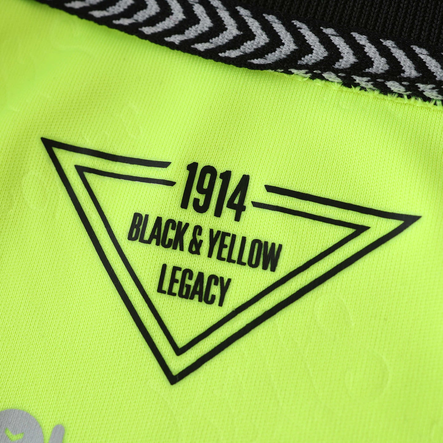 24/25 season Real Betis Balompié away Fan version- BLACK & YELLOW