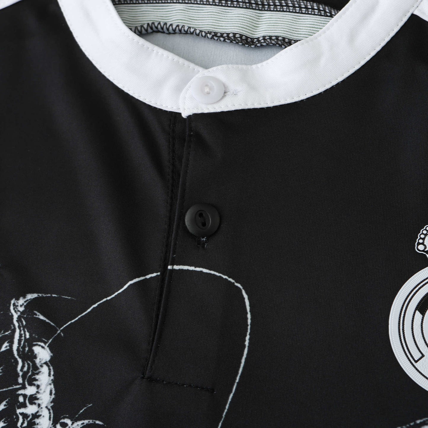 RETRO 14/15 Real Madrid CF DRAGON EDITION Fan- BLACK & WHITE