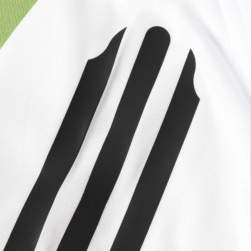 RETRO 05/06 Real Madrid home Fan- WHITE