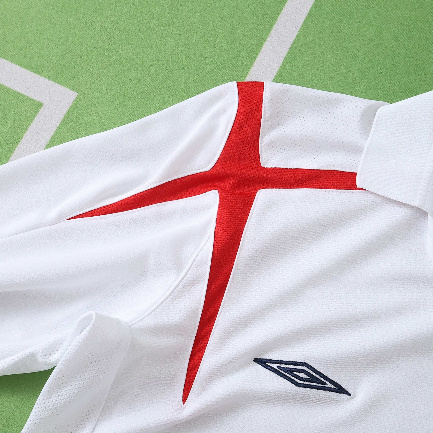 RETRO 2006 UEFA England Home Fan Long Sleeved - WHITE