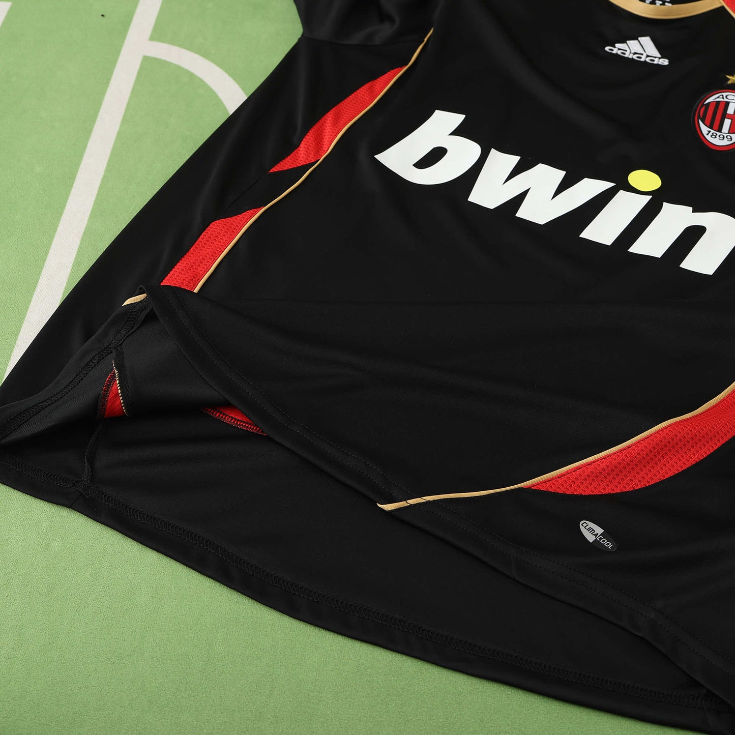 RETRO 06/07 season A.C. Milan third retro Fan version- BLACK & RED