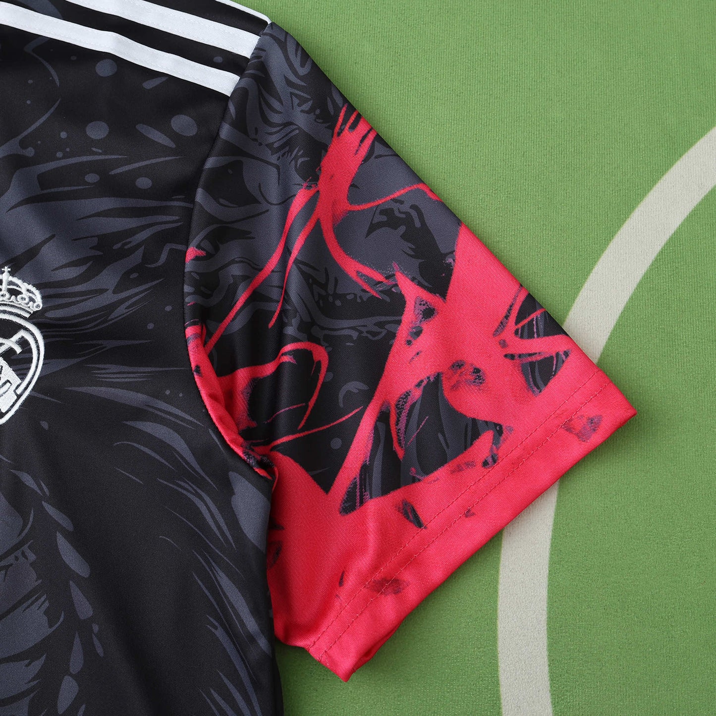 24/25 Real Madrid CF Dragon version Fan- BLACK & RED