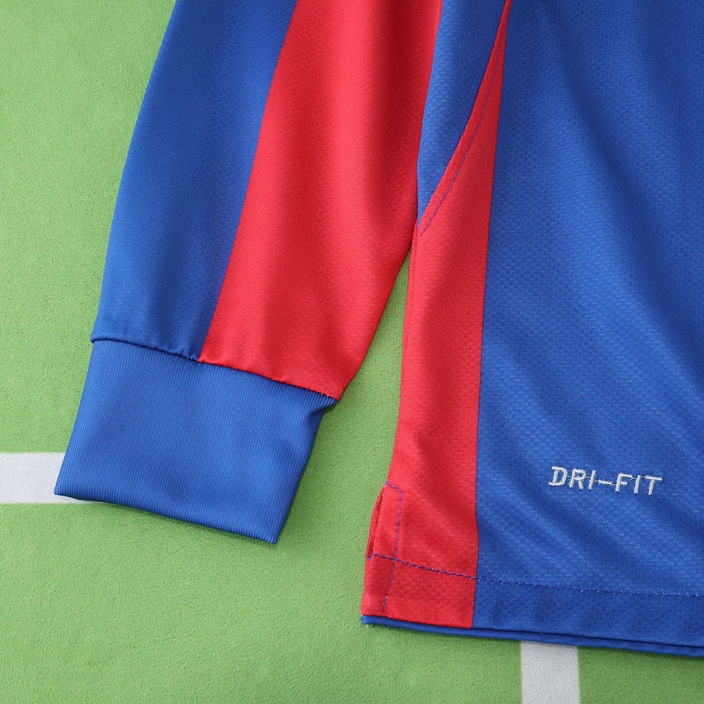 RETRO 10/11 season FC Barcelona  Barça home Long sleeved retro Fan version- BLUE & RED