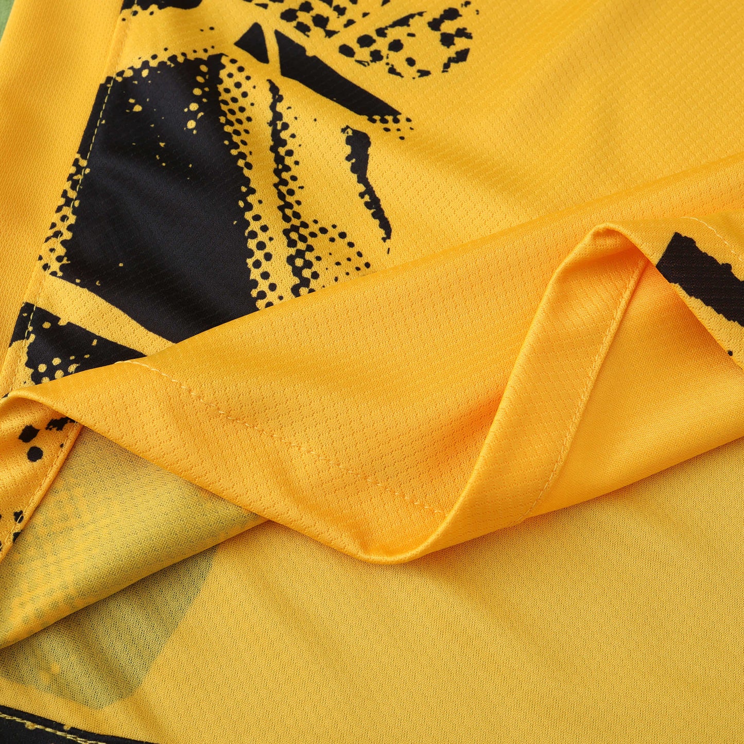 24/25 Inter Milan Fan TEE -YELLOW & BLACK