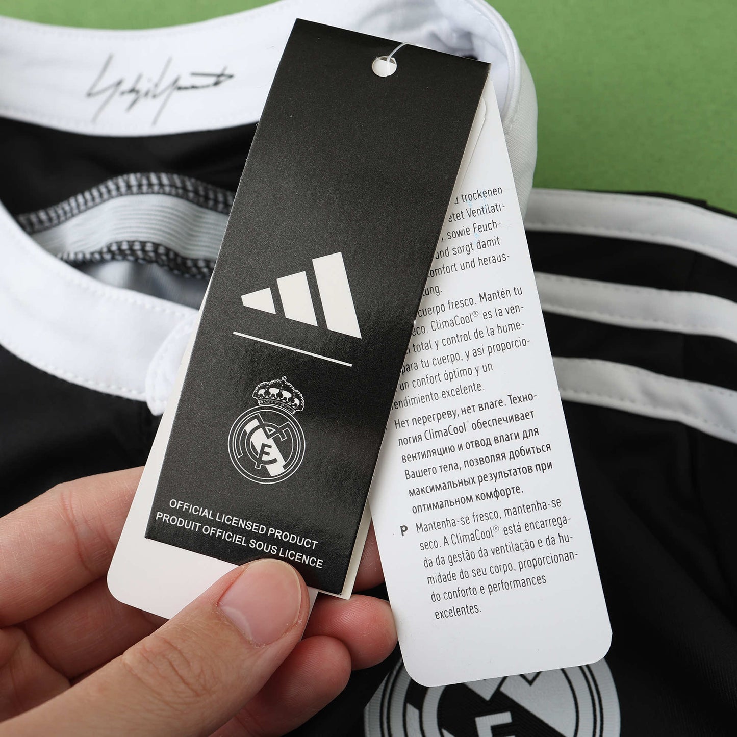 RETRO 14/15 Real Madrid CF DRAGON EDITION Fan- BLACK & WHITE