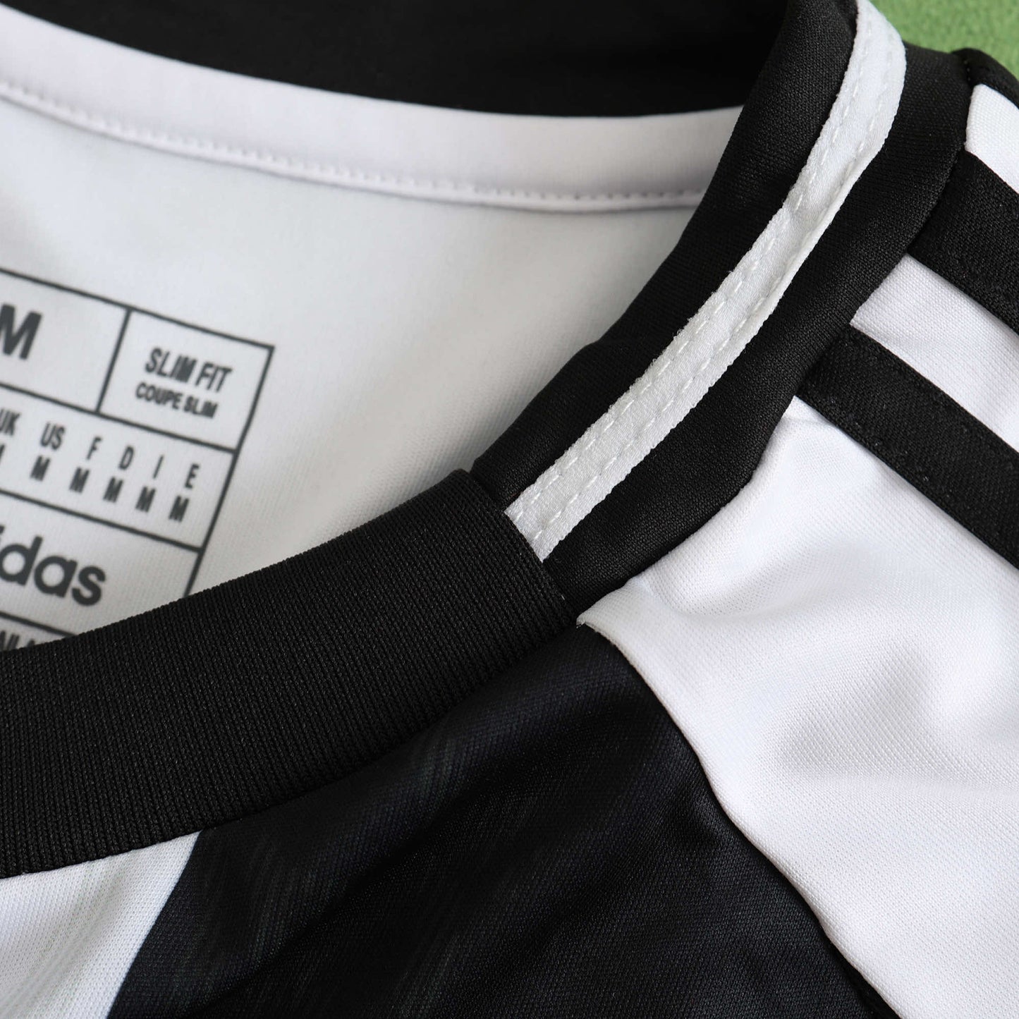 24/25 Juventus Home Fan TEE- BLACK & WHITE