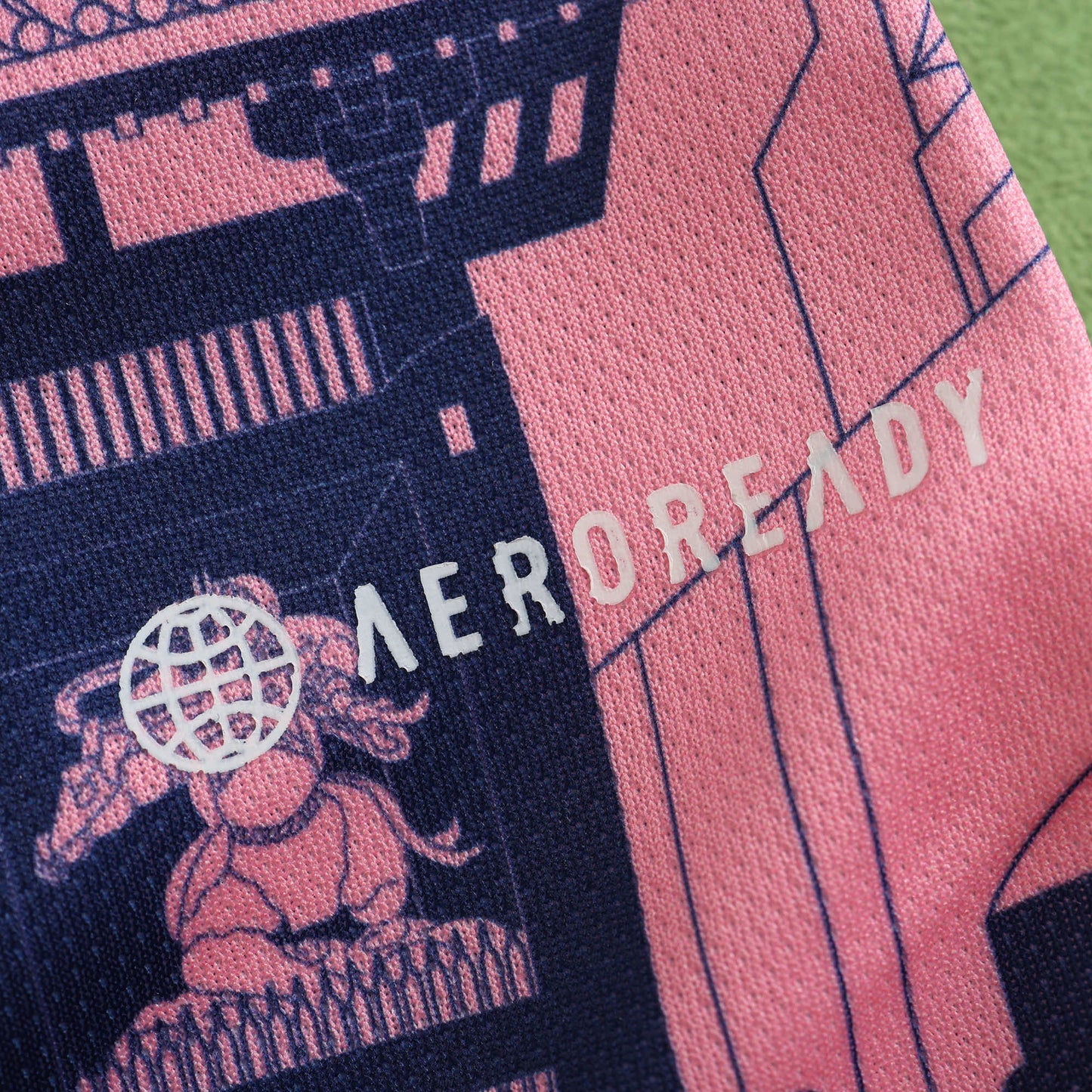 24/25 Japan Graphic  TEE - PINK