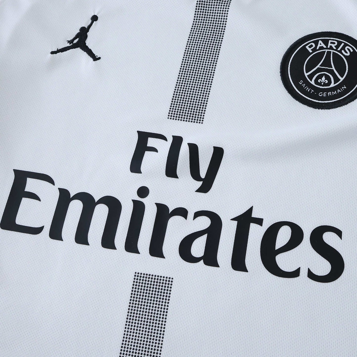 18/19 PSG Long sleeved - WHITE & SILVER