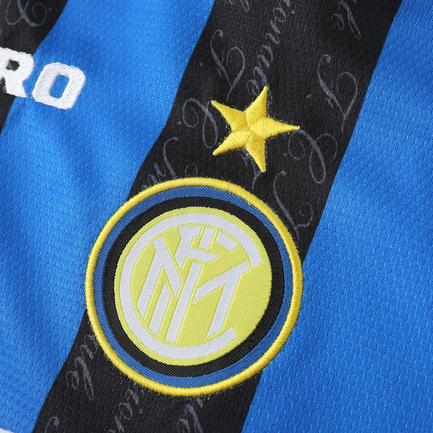 RETRO 97/98 Inter Milan Fan Long Sleeved- BLUE & BLACK