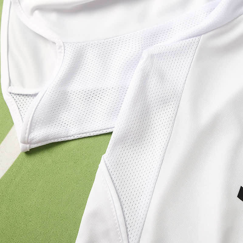 RETRO 05/06 Real Madrid home Fan- WHITE