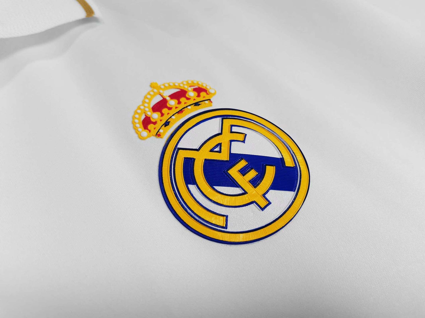 RETRO 11/12 Real Madrid home Long sleeved Fan- WHITE & GOLD