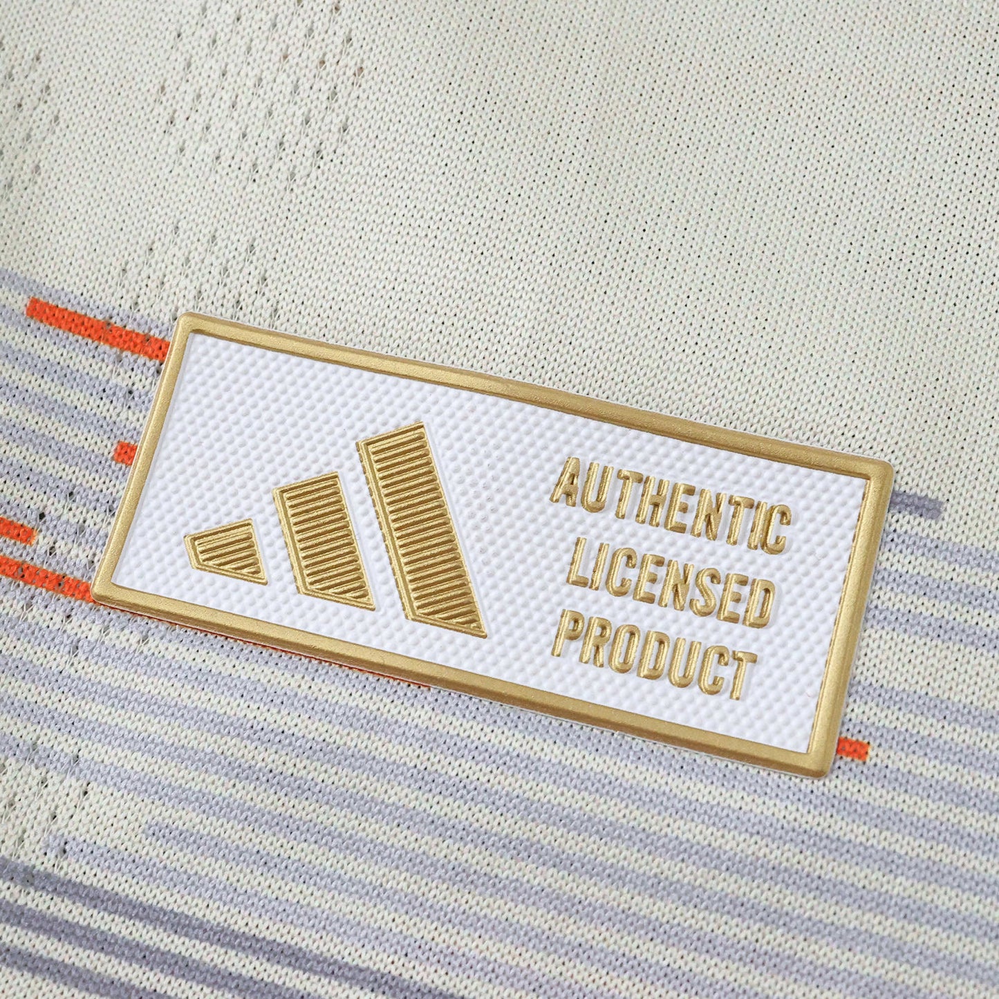 25/26 Fußball-Club Bayern München away Player TEE- CREAM