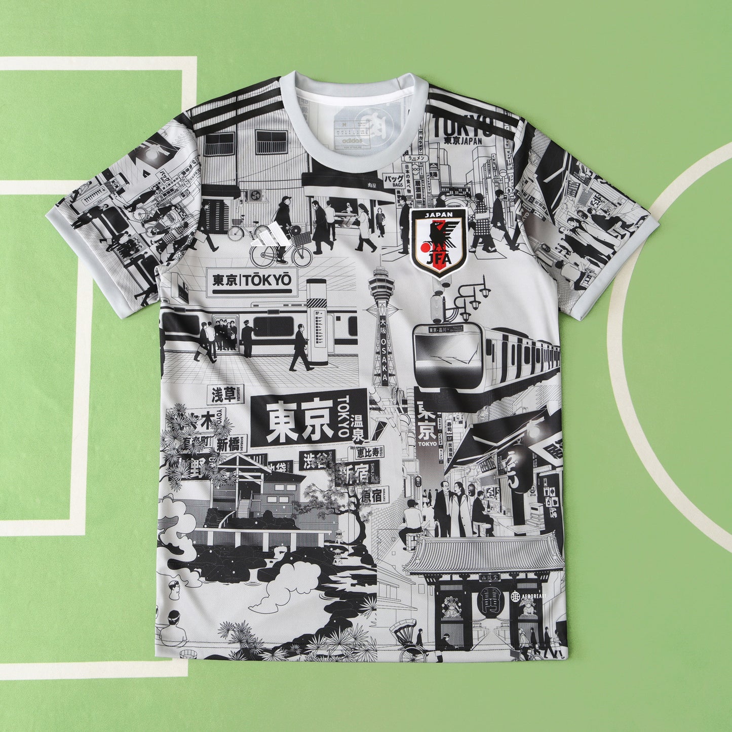24/25 Japan Graphic  TEE - Black & White