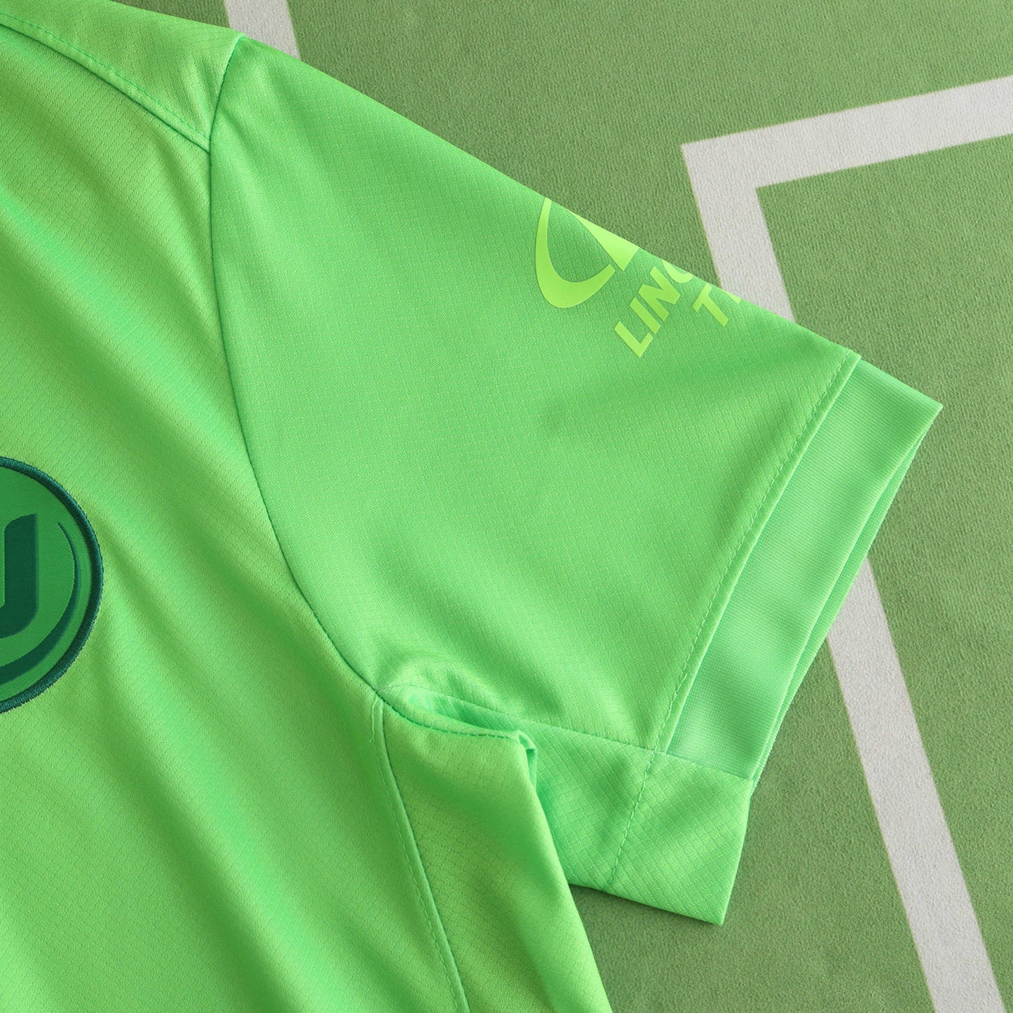 24/25 season Wolfsburg Home Fan Version- GREEN