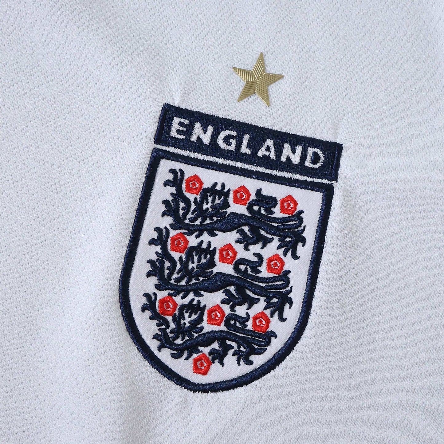RETRO 2006 UEFA England Home Fan TEE - WHITE