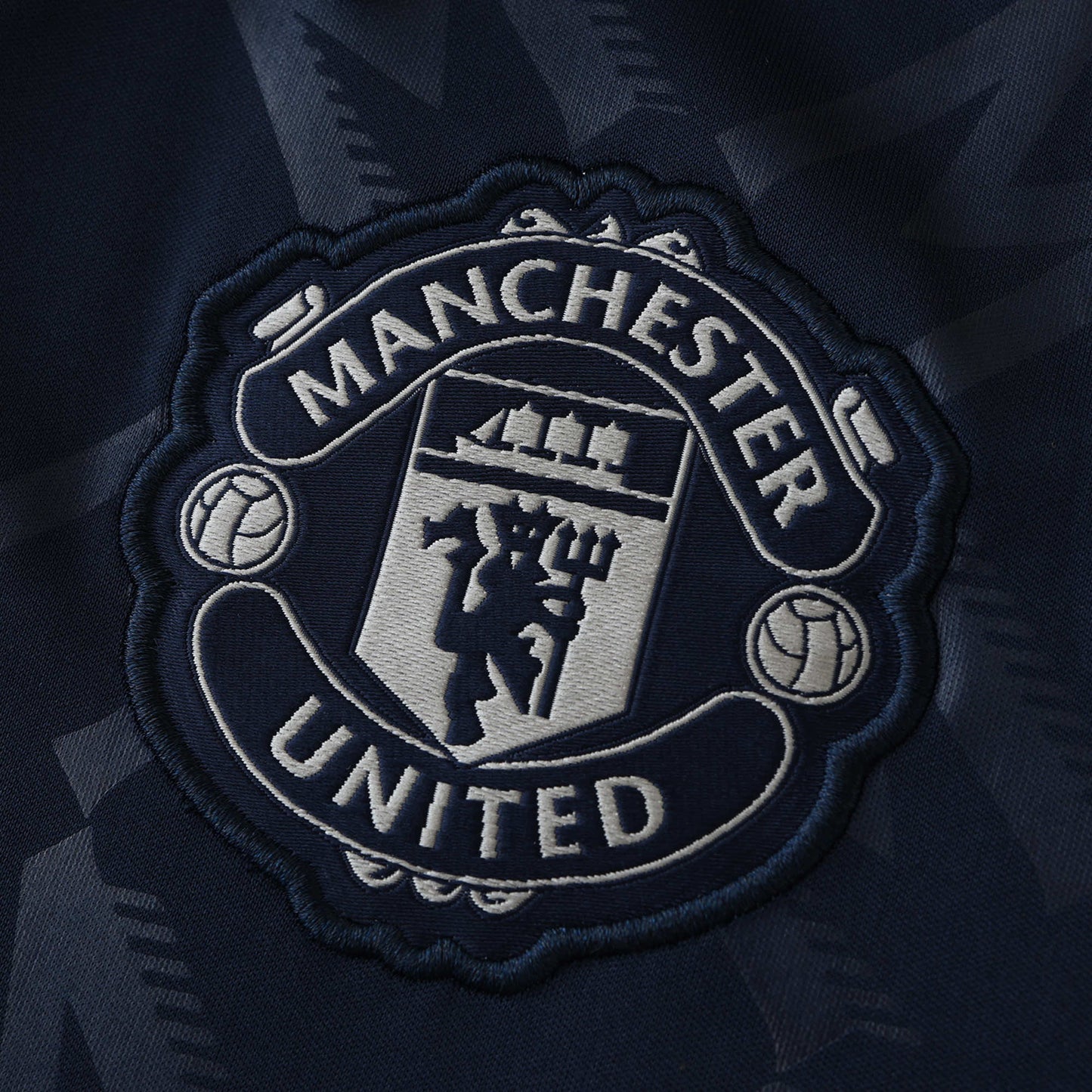 24/25 season Manchester United F.C. away long sleeved Fan version- DARK BLUE