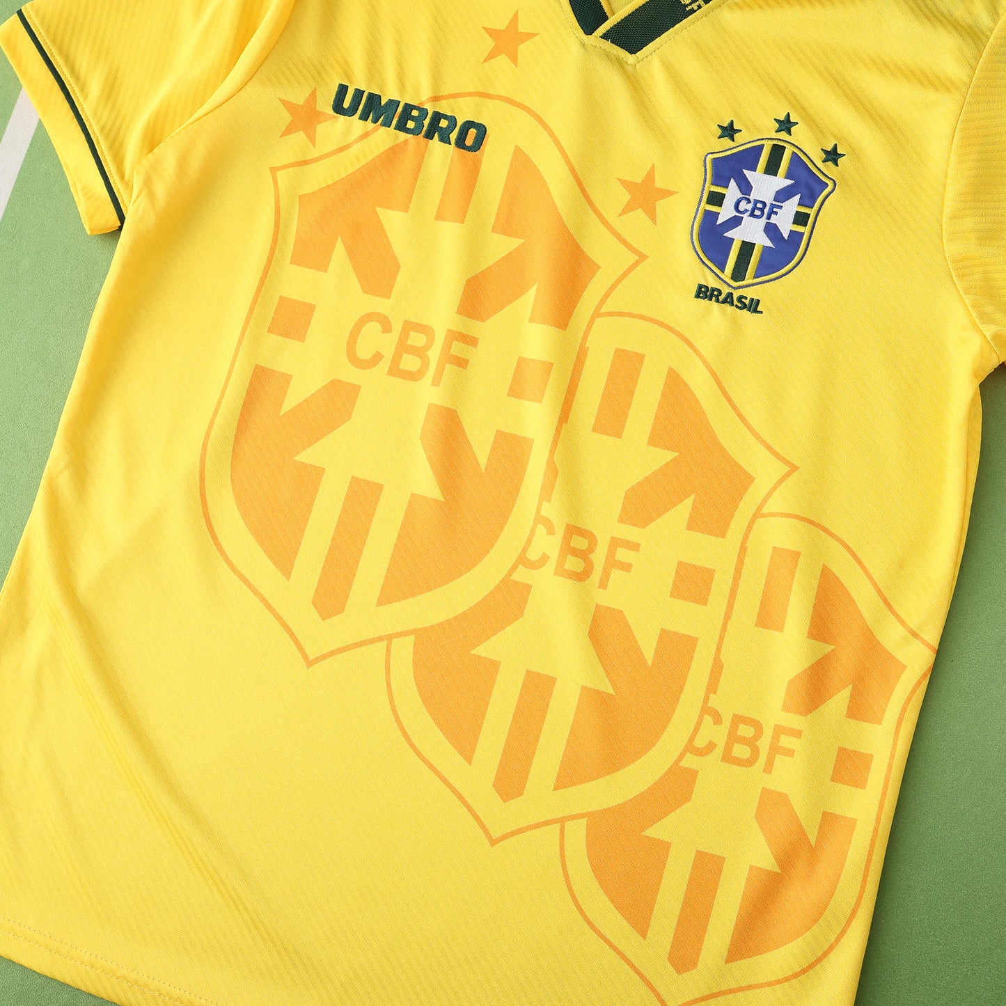 Retro 93/94 Brazil Home Fan Version