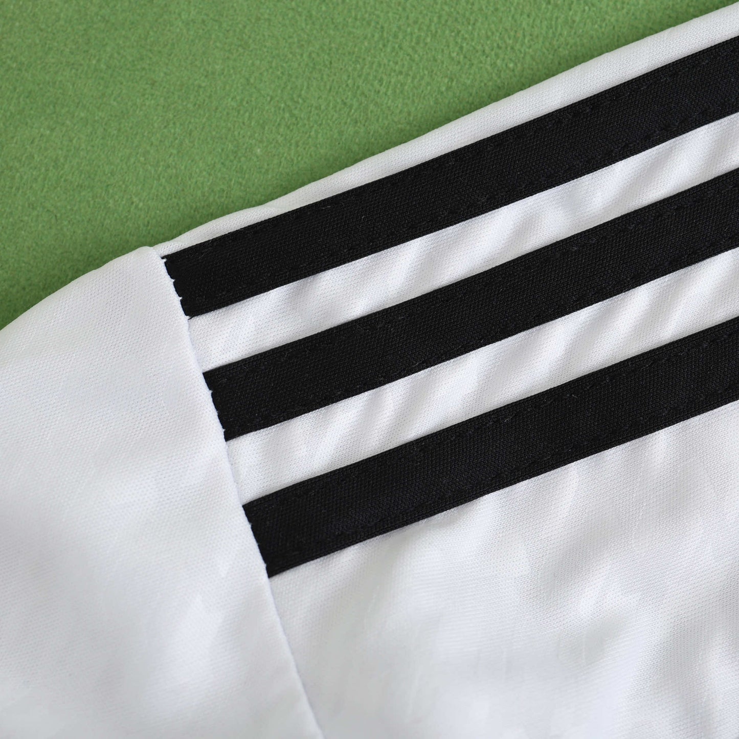 24/25 Real Madrid home Long sleeve Fan- WHITE