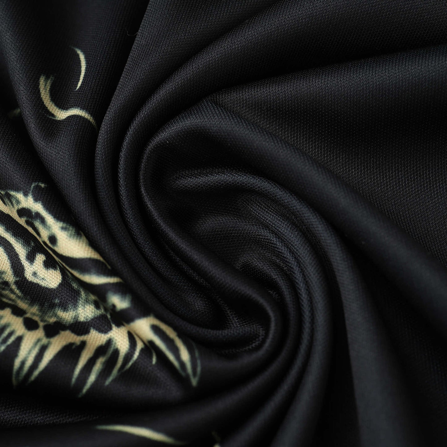 24/25 Real Madrid CF Dragon Concept version Fan- BLACK & GOLD