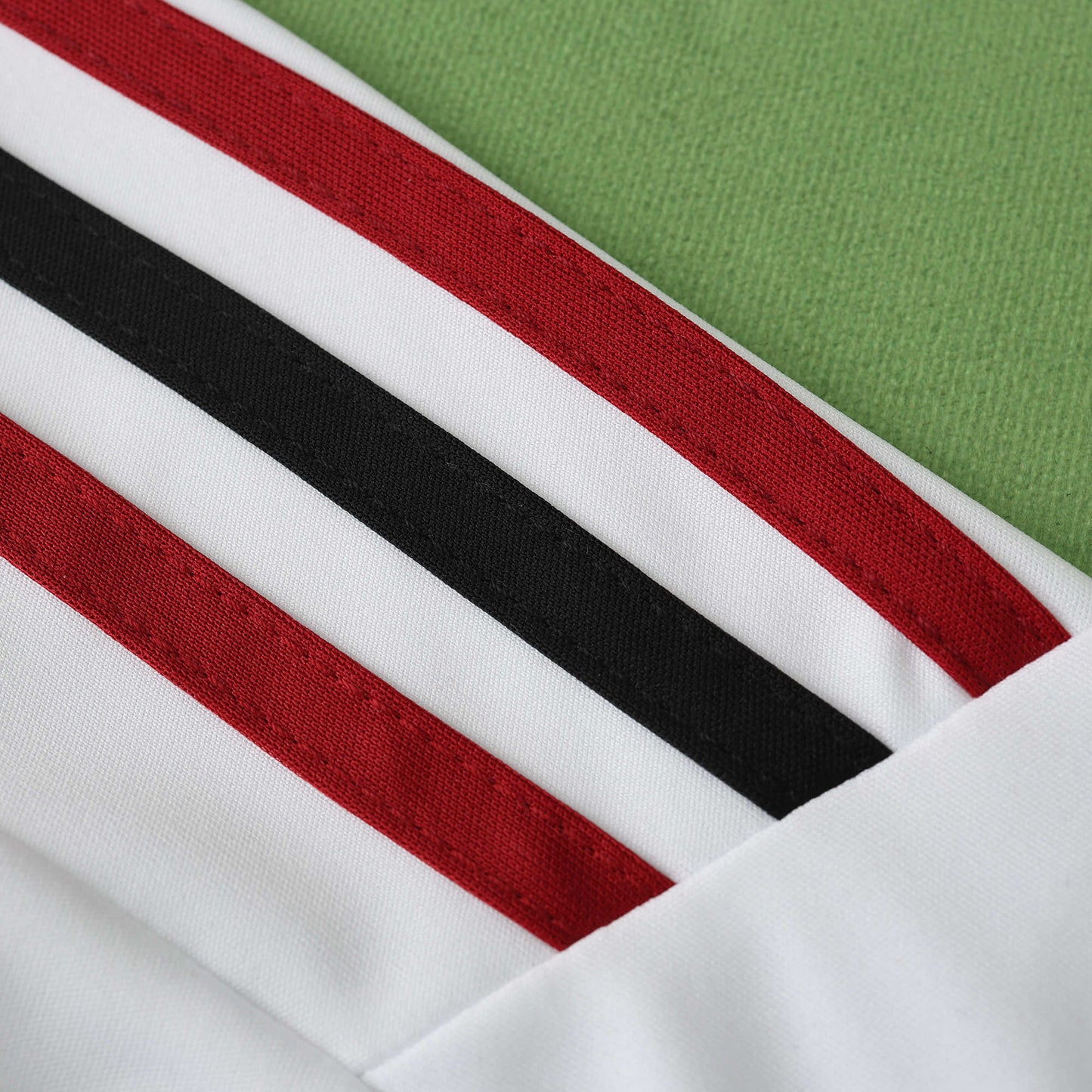 RETRO 09/10 season A.C. Milan away retro Fan version- WHITE & RED
