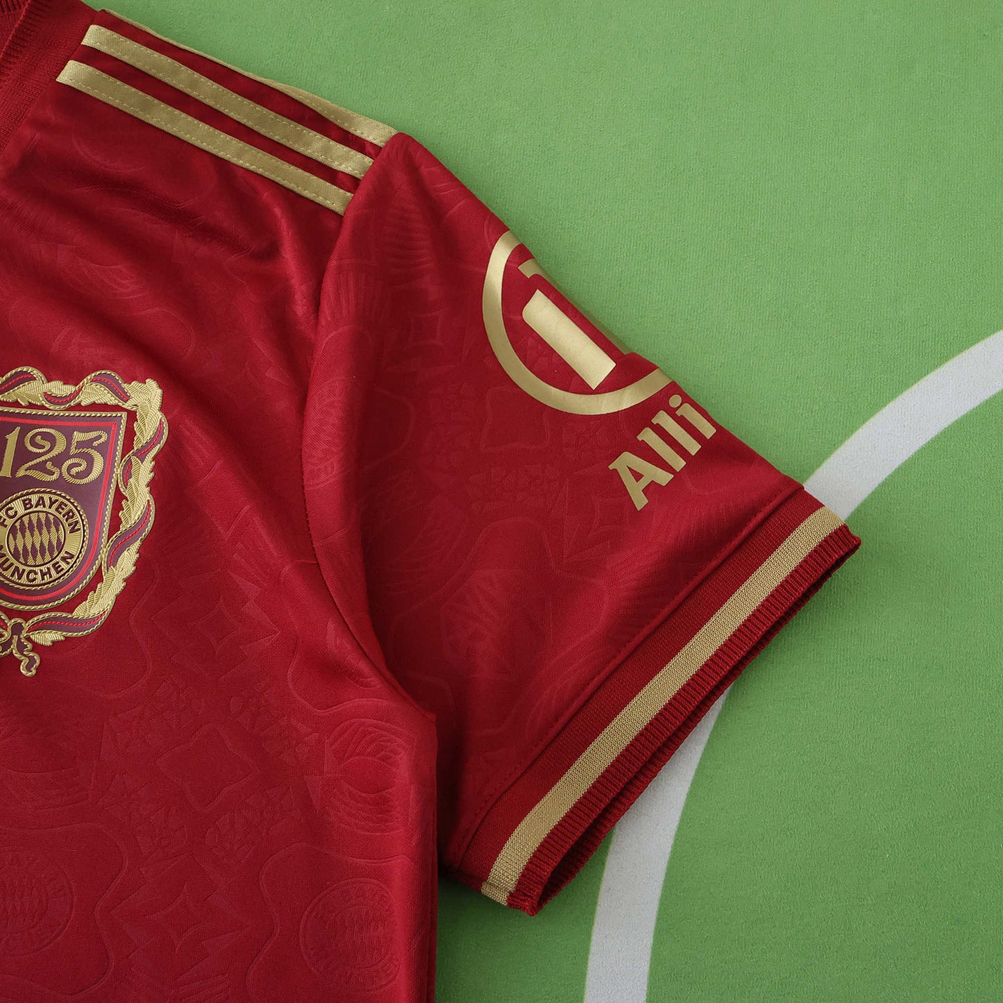 24/25 Bayern München 125th anniversary  Player TEE- RED